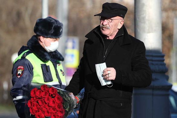 Александр Розенбаум. Фото: Сергей Бобылев/ТАСС