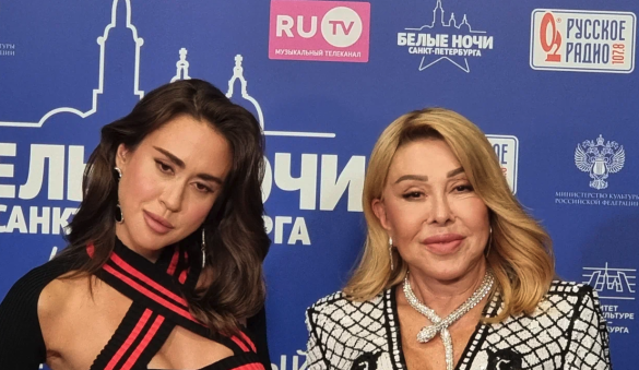 Любовь Успенская и Татьяна Плаксина. Фото: Феликс Грозданов