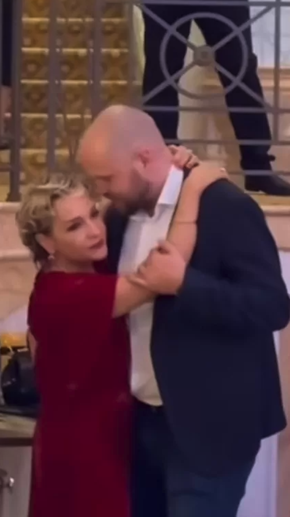 Буланова с мужем. Кадр: соцсети