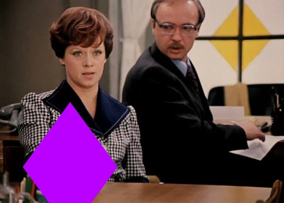 Фото: скриншот "Служебный роман"