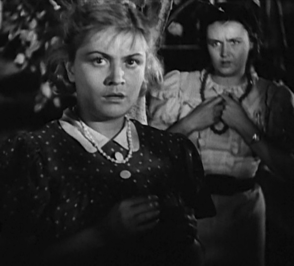 Кадр из кино СССР