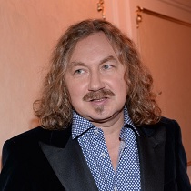 Игорь  Юрьевич  Николаев