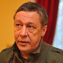 Михаил Олегович Ефремов Михаил Олегович Ефремов