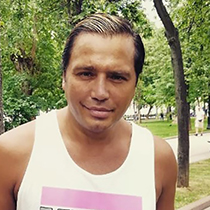 Рустам Солнцев