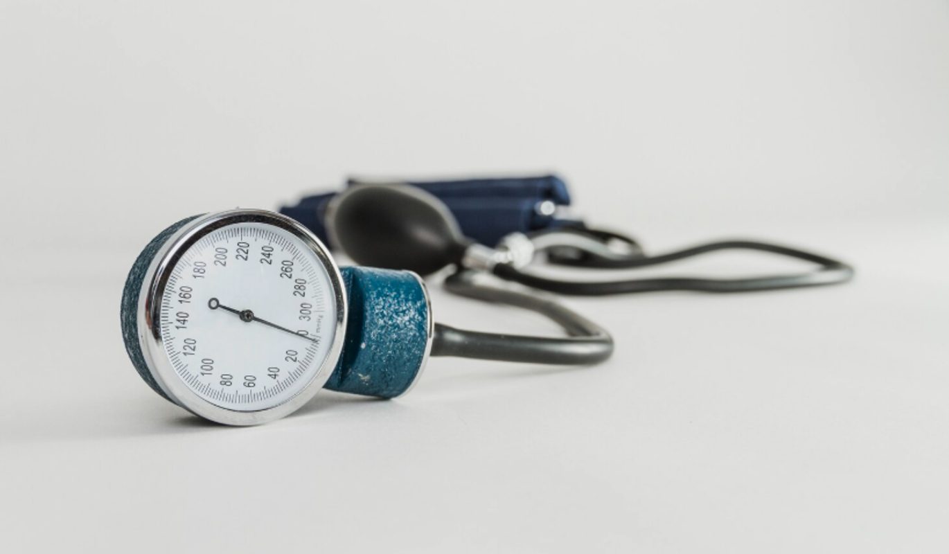 Врач предупредила россиян о вызывающих высокое артериальное давление привычках