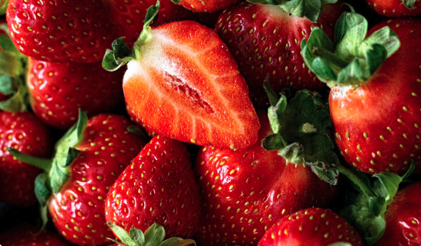 Врач рассказал об особой опасности клубники для здоровья