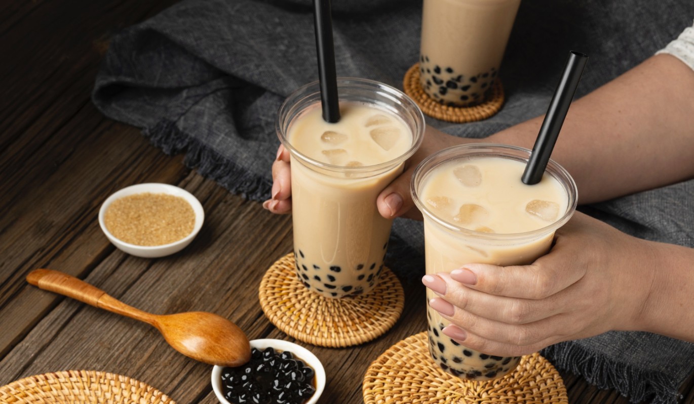 Чрезмерное увлечение бабл-ти может закончиться на операционном столе: врачи бьют тревогу