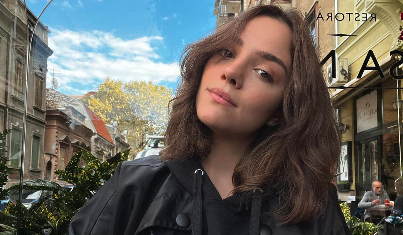 Фигуристка Медведева объявила о своей помолвке 