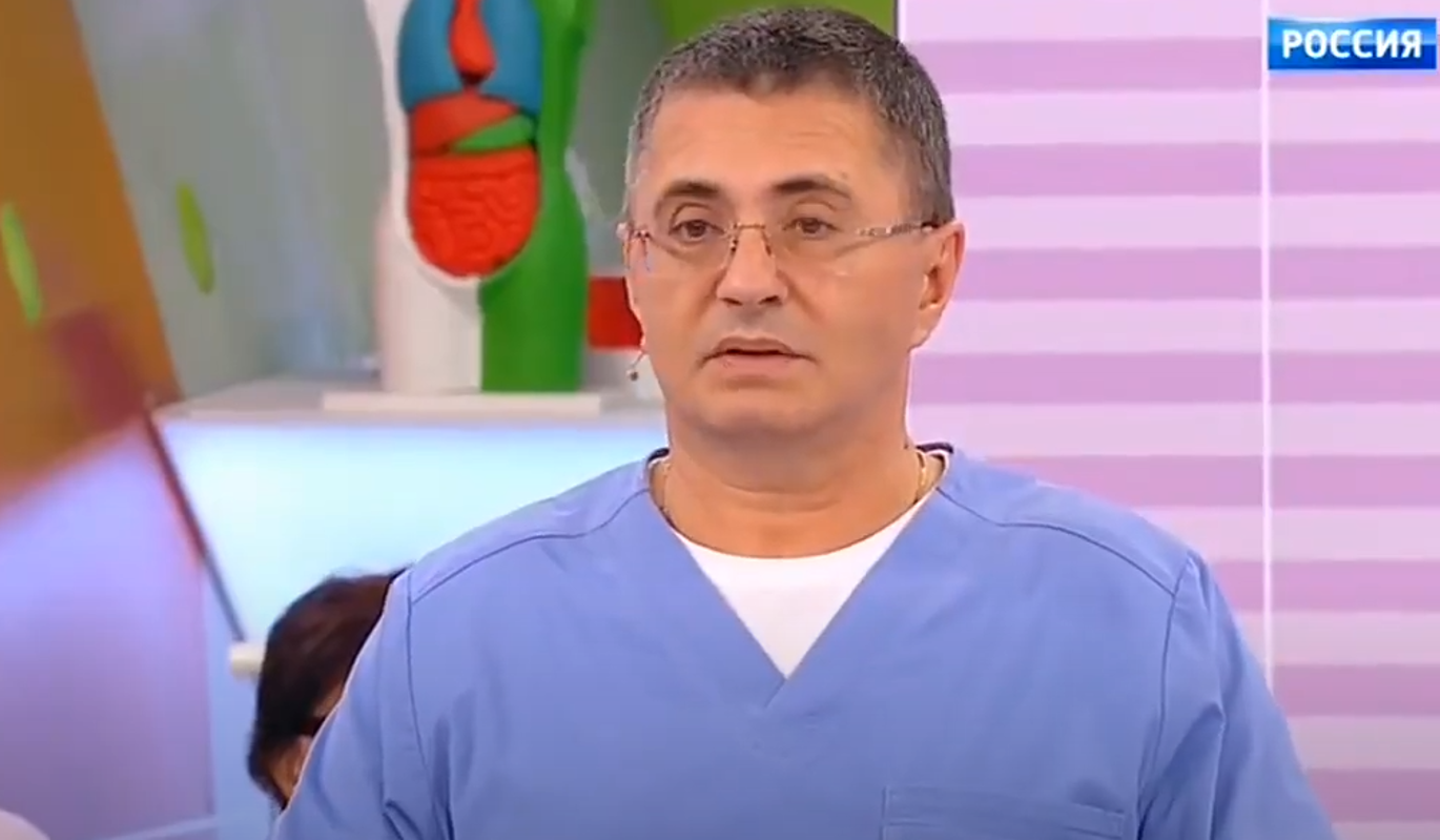 Доктор Мясников раскрыл самую большую ошибку при приеме таблеток: это не дозировка, а кое-что другое