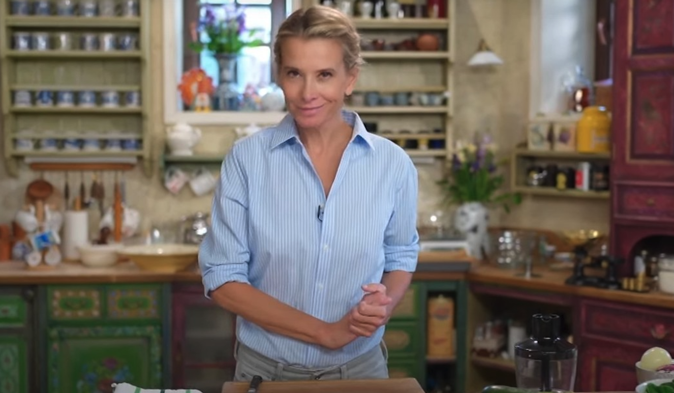 Юлия Высоцкая впервые откровенно рассказала о состоянии дочери страшной после аварии