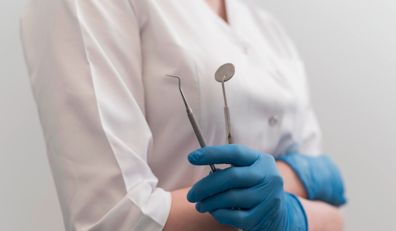 Своевременный визит к зубному врачу помогает выявить опасные заболевания