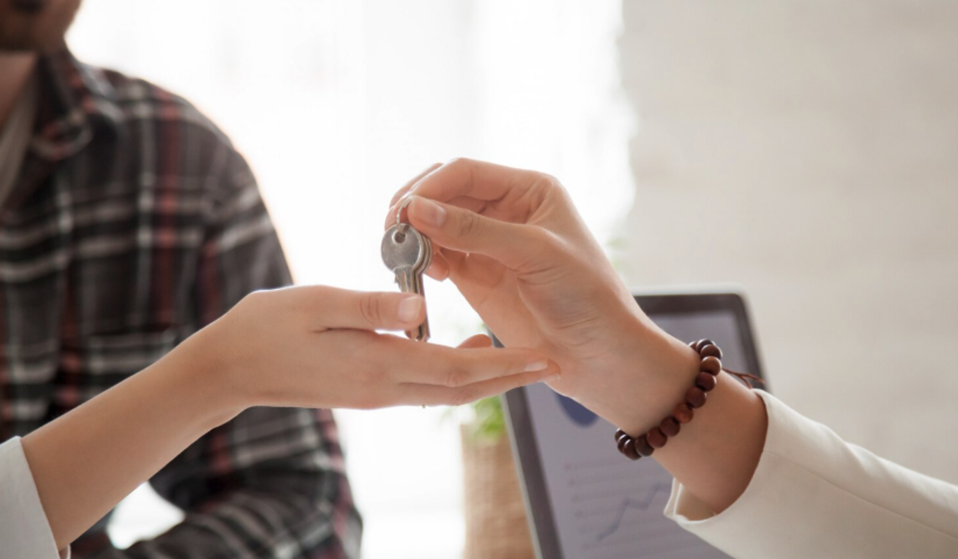 Эксперты назвали риски при покупке застоявшейся квартиры