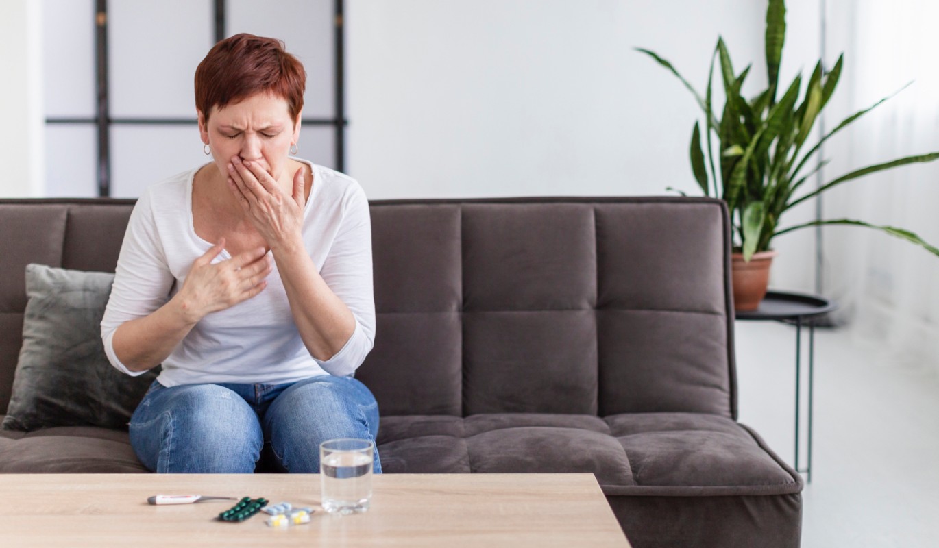 Доктор Мясников назвал неожиданный препарат, вызывающий кашель: вы удивитесь