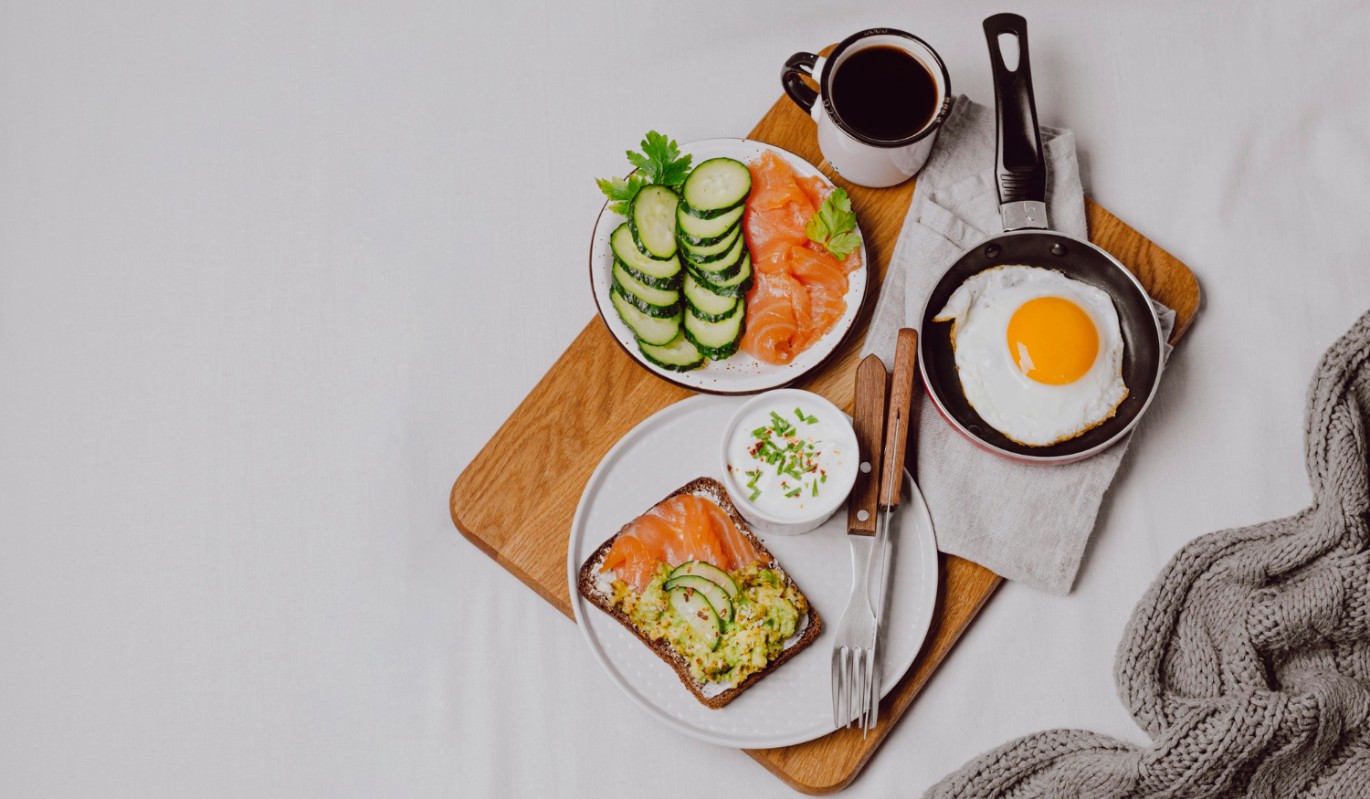 Выбросьте это из холодильника: 6 "полезных" завтраков, в которых нашли яды и сахарные бомбы