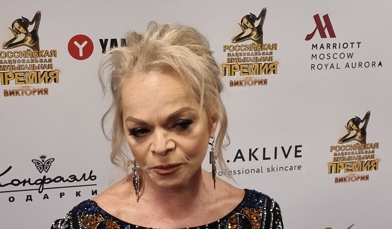 "Вряд ли совместима с прилагательным "народный": в Госдуме предложили лишить Долину звания