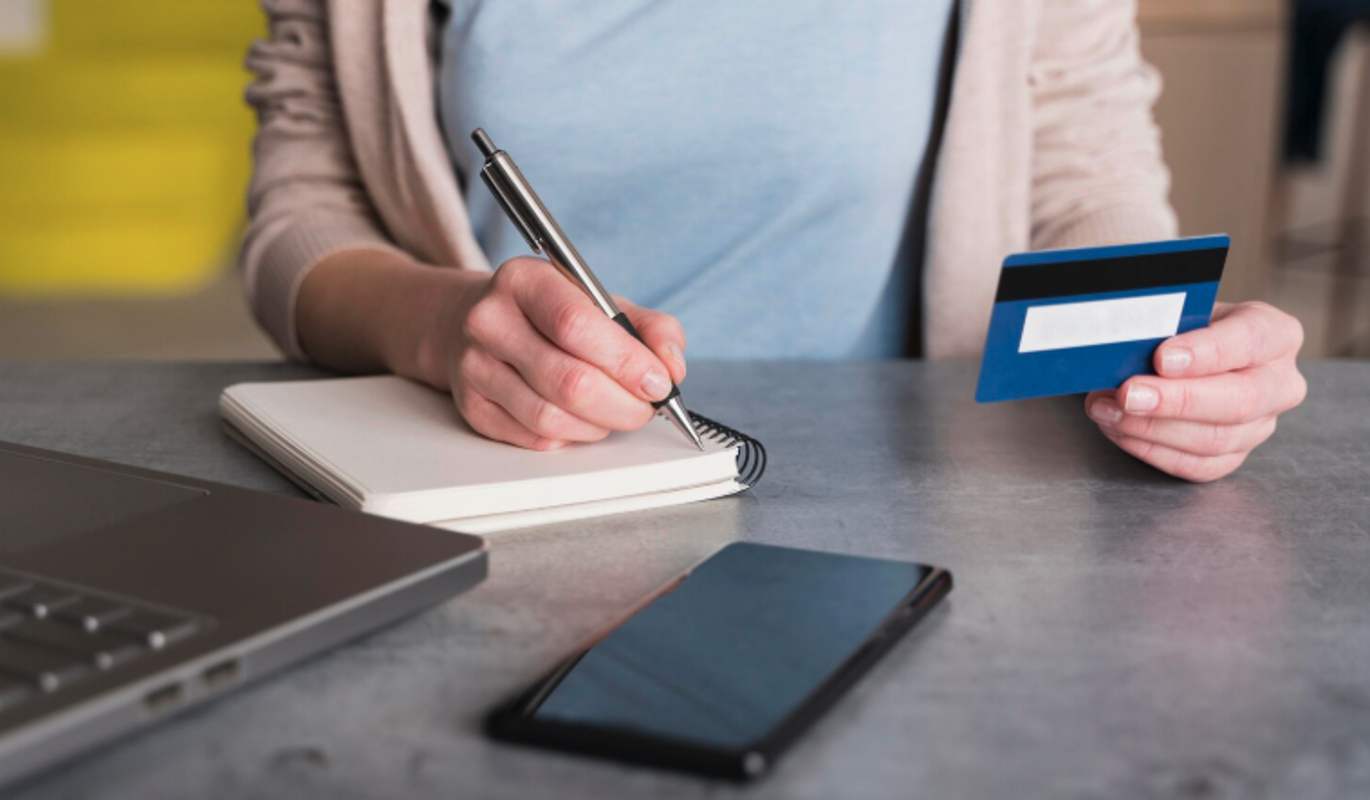 Юрист назвал россиянам необязательные для оплаты коммунальные услуги