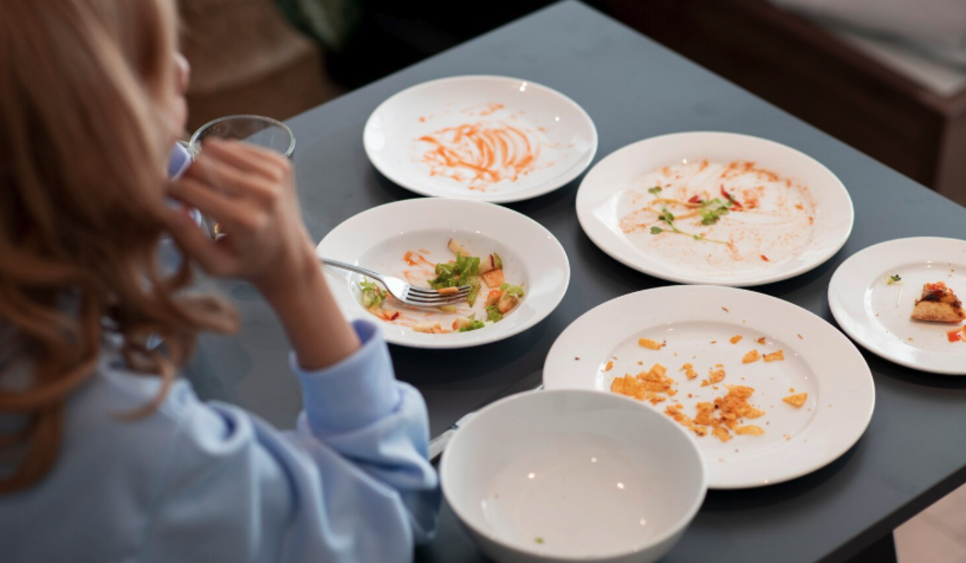 Гастроэнтеролог развеяла миф о стрессе пищеварения после новогодних праздников