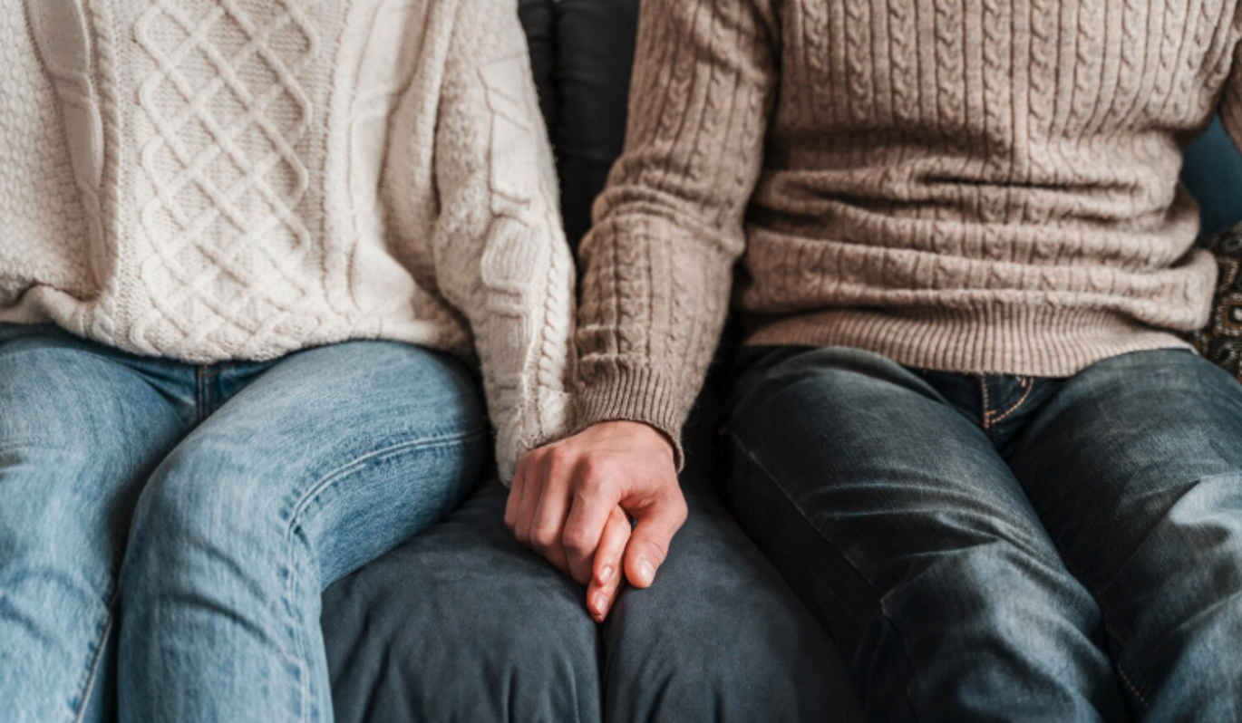 Молодая девушка раскрыла преимущества отношений с мужчиной старше нее на 22 года