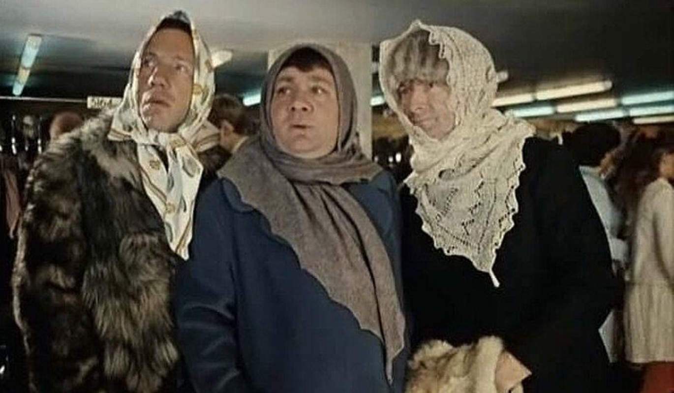 ТЕСТ "А меня Федя": узнаете ли вы советский фильм по кадру, где мужчина переоделся в женщину?