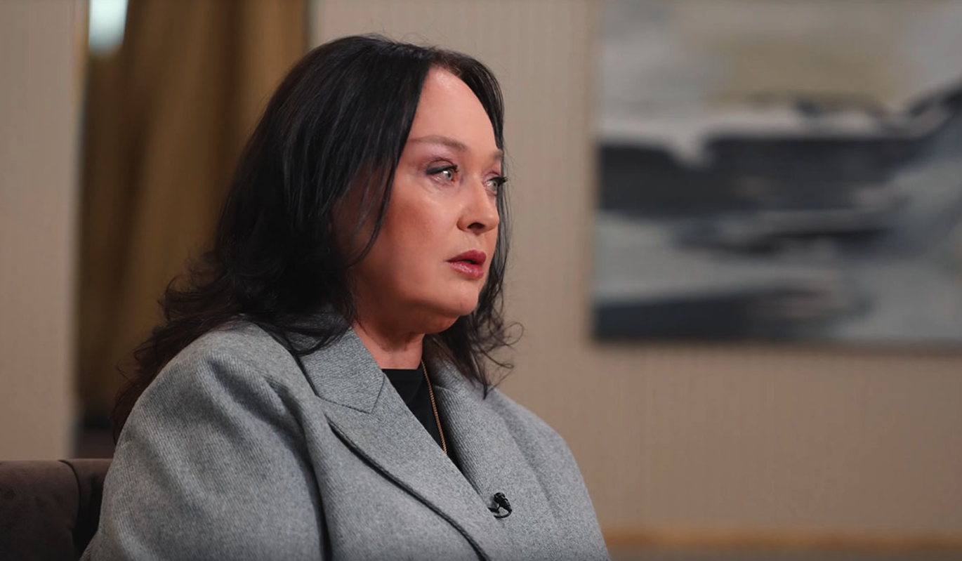 Известный российский певец оставил 66-летней Гузеевой любовное послание