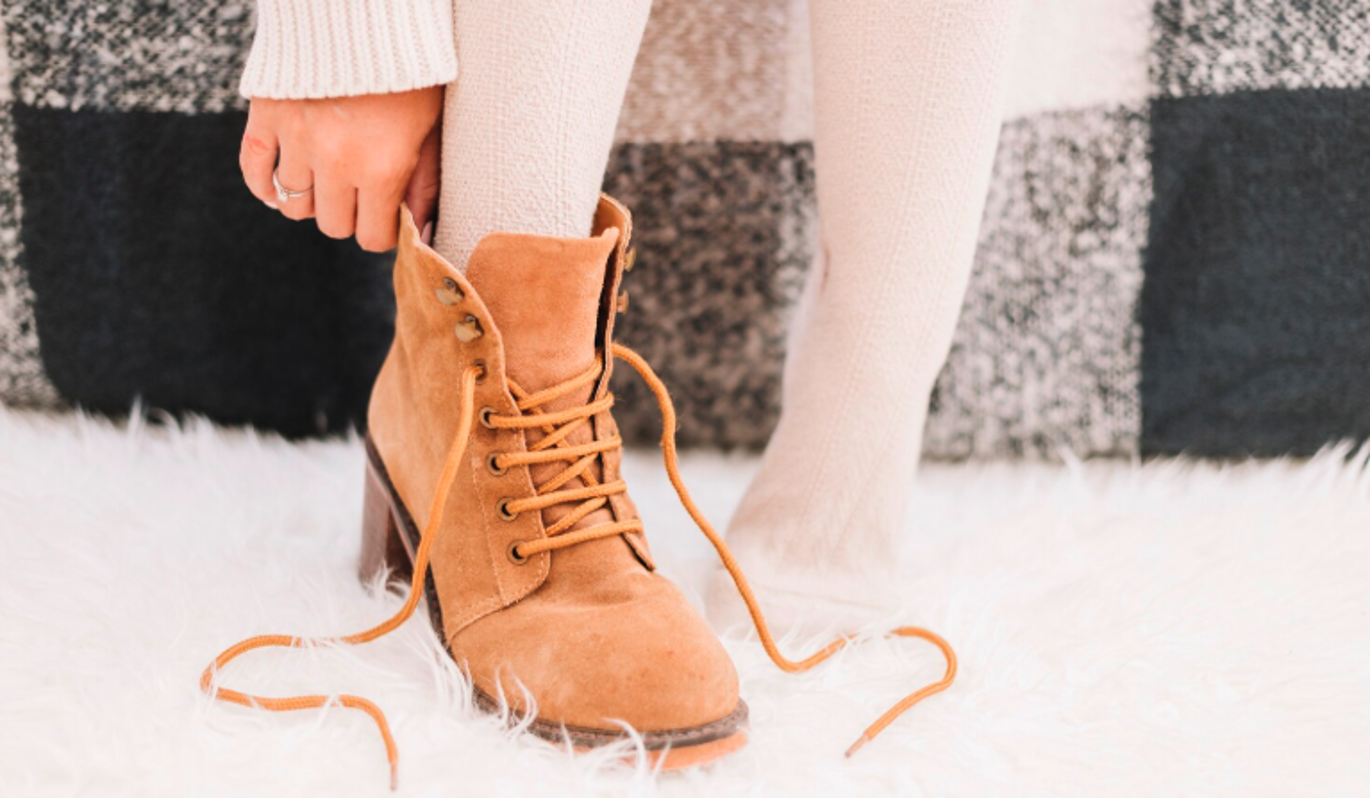 Долгая ходьба в зимних ботинках приводит к травмам – предупреждение врача