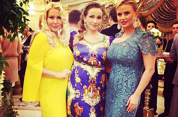 Екатерина Одинцова, Анфиса Чехова и Анна Семенович