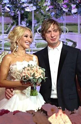 Лера Кудрявцева решила взять фамилию молодого супруга