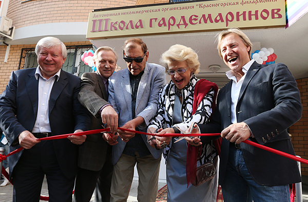 Глава Красногорского района Борис Рассказов, глава городского поселения Красногорск Виктор Кругликов, Анатолий Мукасей, Светлана Дружинина и Дмитрий Харатьян