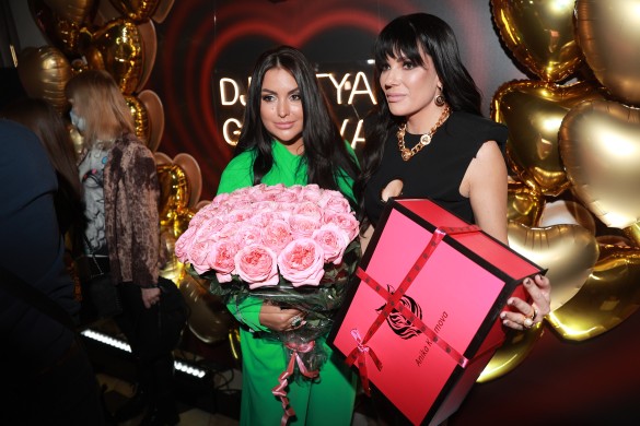 Дизайнер Аника Керимова и Катя Гусев. Фото: Андрей Парето