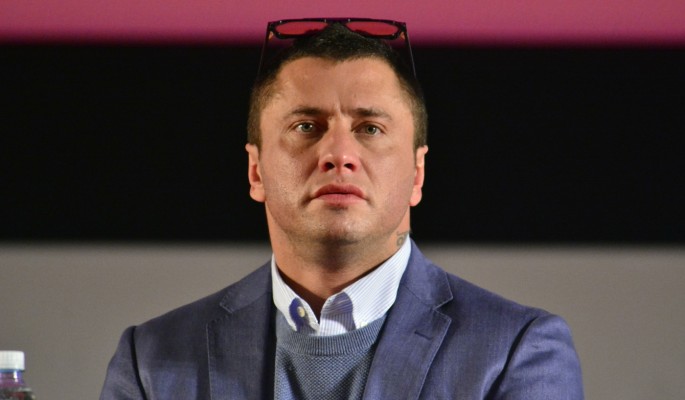 Прилучный рассказал о материальных трудностях после свадьбы и рождения ребенка Прилучный рассказал о материальных трудностях после свадьбы и рождения ребенка