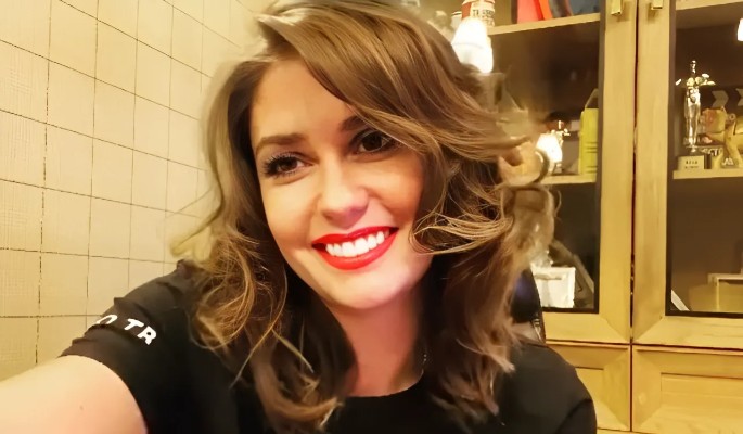 Плачь, Прилучный! Ободранное тело Агаты Муцениеце обнаружили на паркете Плачь, Прилучный! Ободранное тело Агаты Муцениеце обнаружили на паркете