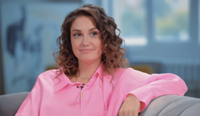 Пошла на примирение? Сообщение Муцениеце на фоне суда с Прилучным озадачило народ  Пошла на примирение? Сообщение Муцениеце на фоне суда с Прилучным озадачило народ