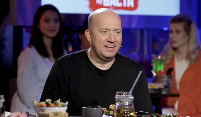 Резко изменившийся Бурунов назвал радикальный способ похудения Резко изменившийся Бурунов назвал радикальный способ похудения