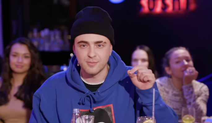 От награды до позора: как звание "Заслуженный артист" для Егора Крида обернулось скандалом От награды до позора: как звание "Заслуженный артист" для Егора Крида обернулось скандалом