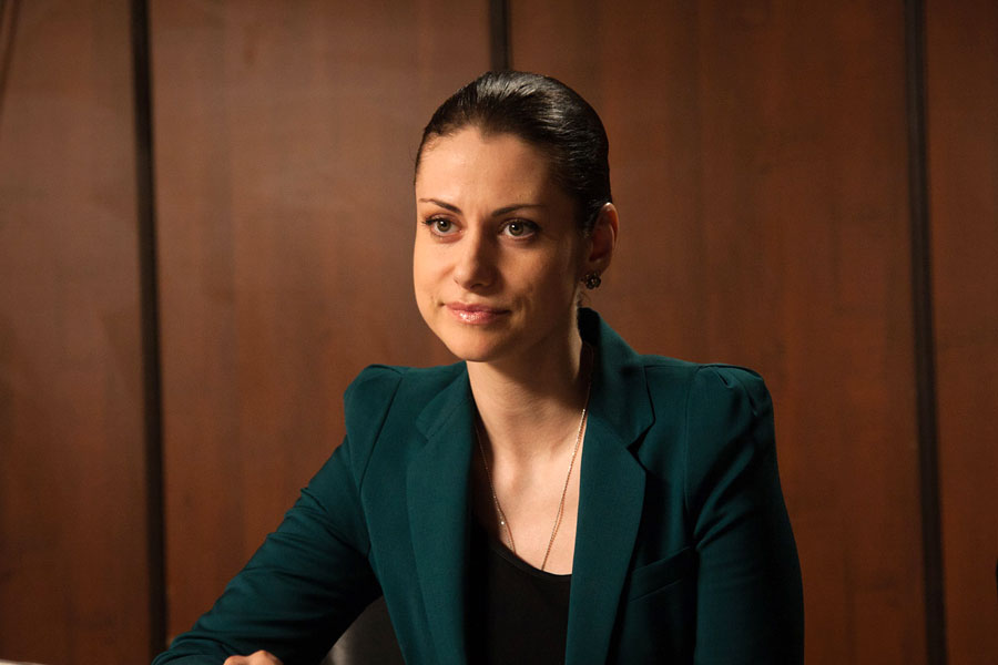 Известность к актрисе Анне Ковальчук пришла после съемок в сериале "Тайны следствия", где она сыграла умного и проницательного следователя Марию Швецову.