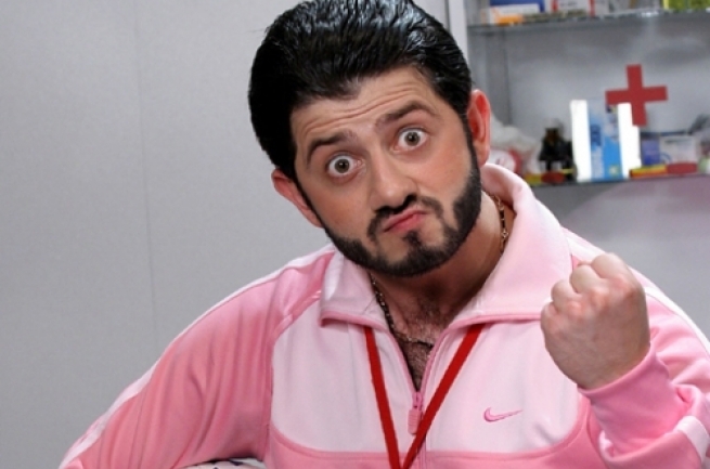 Тренер-садист омского футбольного клуба "ГазМяс". "ГазМяс", "ГазМяс","ГазМяс". Мы мясо! Мы газ!"