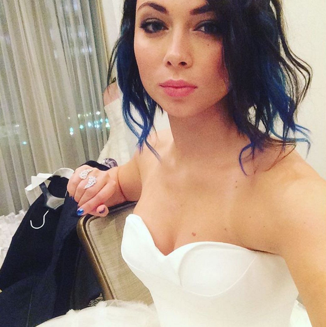 13 место - актриса Настасья Самбурская.