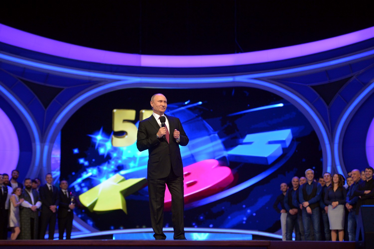 Особо глава государства выделил юбиляра Маслякова, много лет верой и правдой служащий юмору.