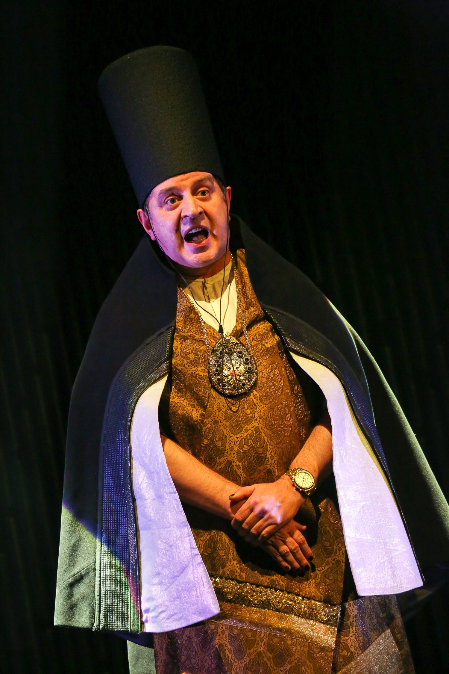 Священнослужителя Демьяна Златоустовича сыграл Иван Агапов.