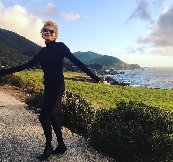 В жизни Литвинова предпочитает одеваться неприметно.