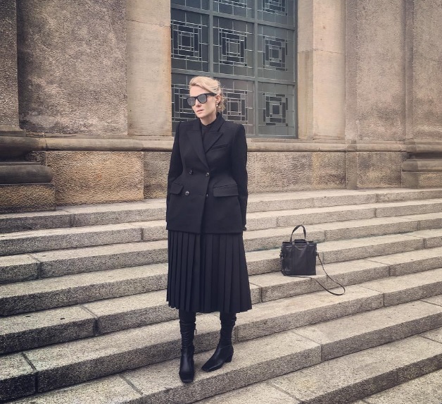 Впрочем, иногда вкус изменяет Ренате.