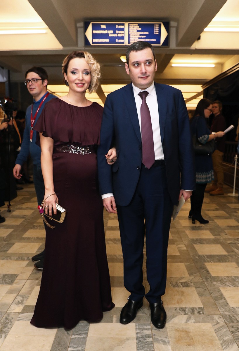 Депутат Госдумы Александр Хинштейн с супругой актрисой Ольгой Поляковой.