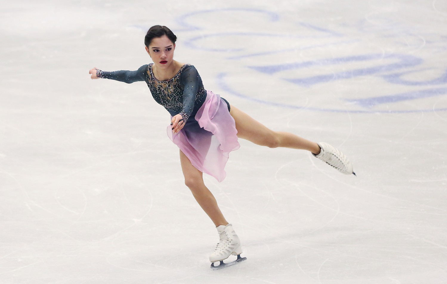 Евгения Медведева - золотая медаль Чемпионата Европы-2017