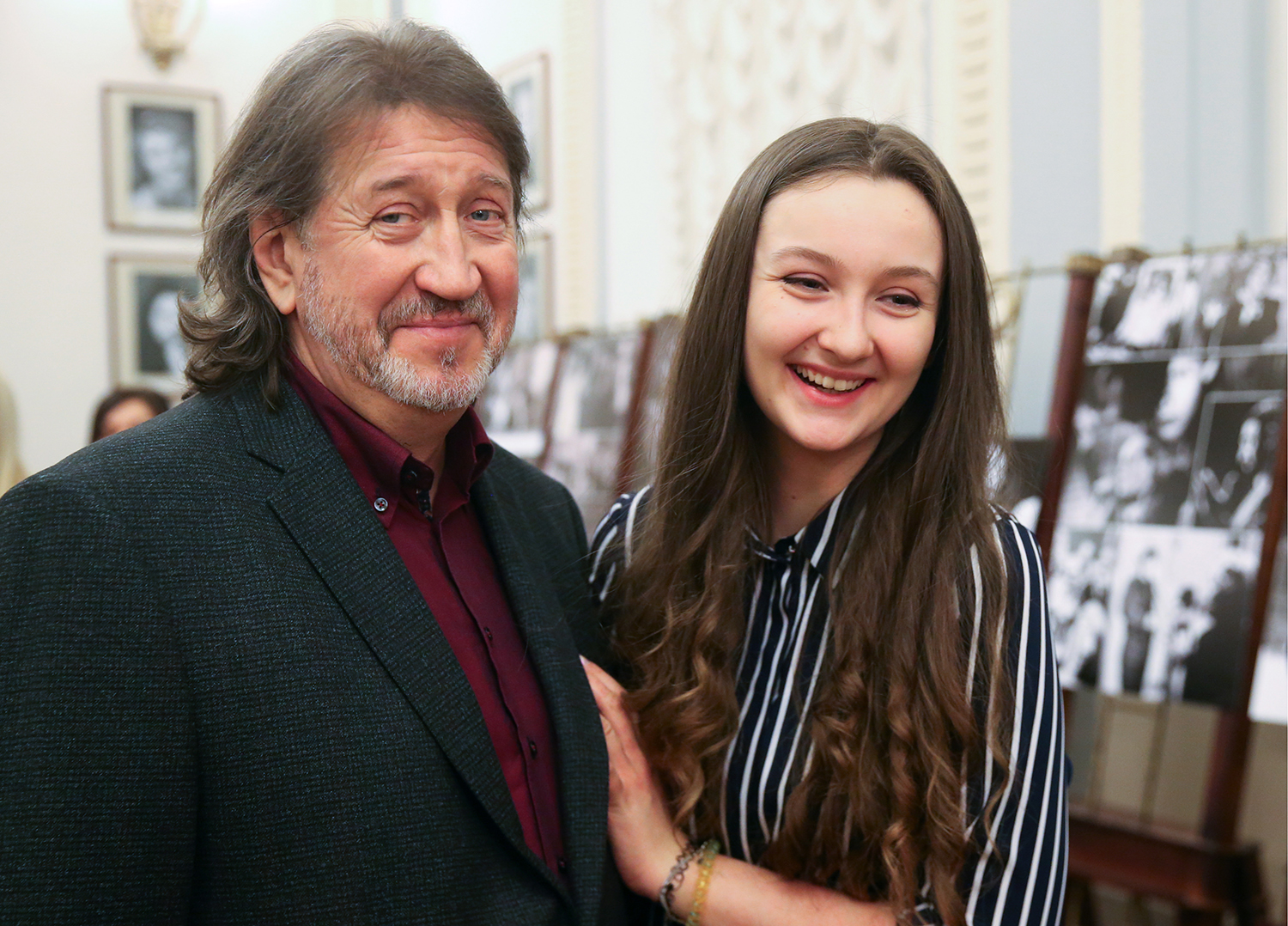 Певец и композитор Олег Митяев с дочерью Дарьей.