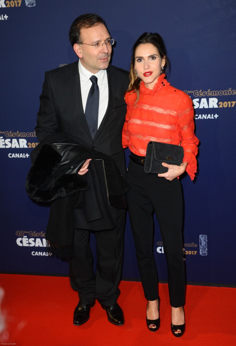 Певица Джойс Джонатан со спутником.