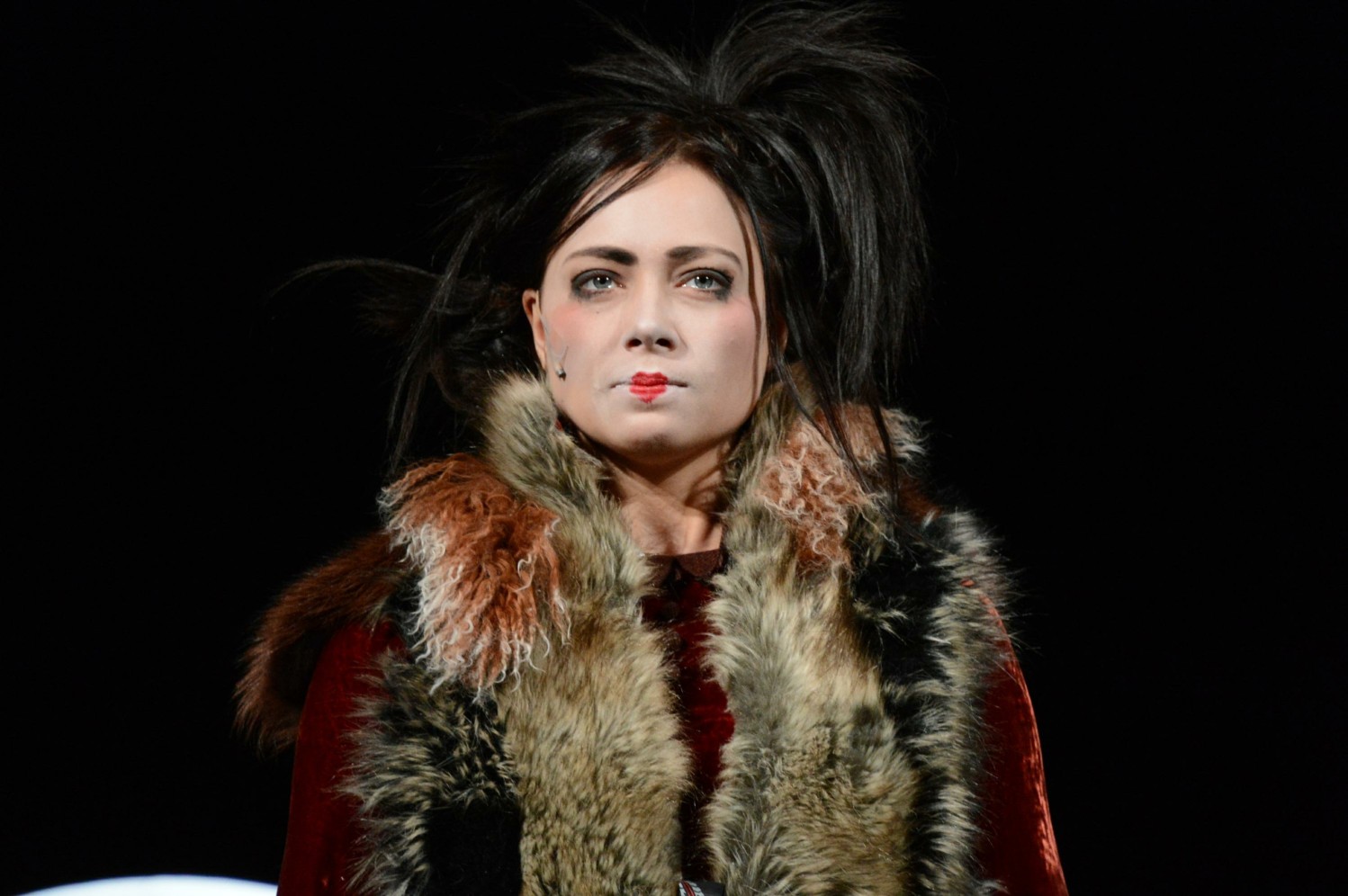 Самбурская играет не только в кино, но и в театре.