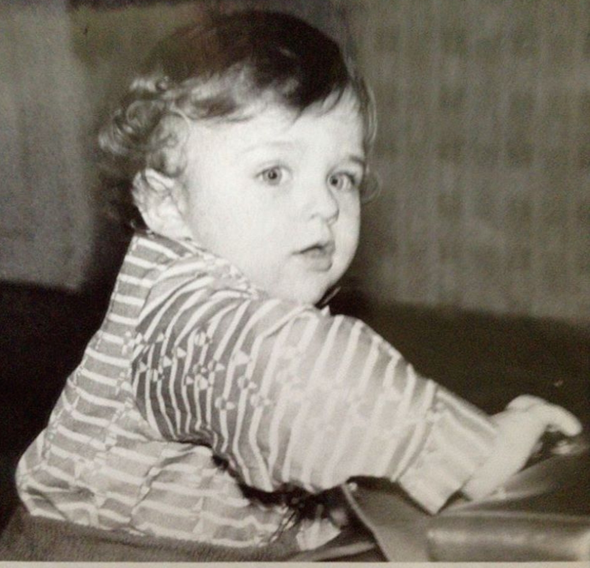 На этом снимке будущей звезде экрана полтора года.