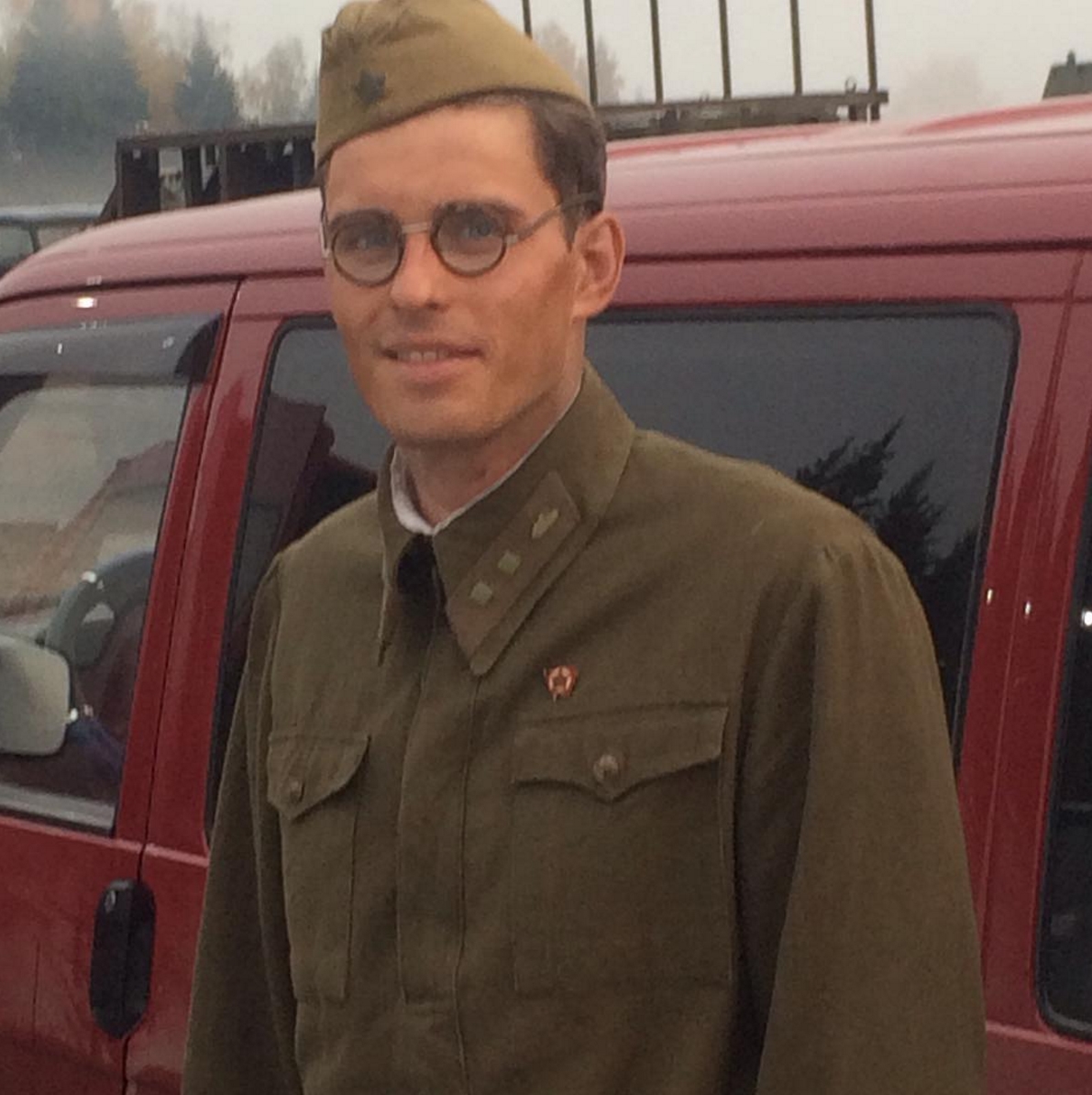 Крайне редко Степанову удается найти себе работу в кино и в сериалах.