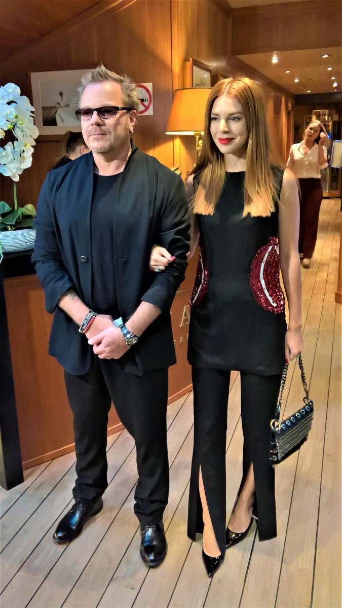 Владимир Пресняков с Натальей Подольской вместе все время - дома, на сцене, на светских мероприятиях.