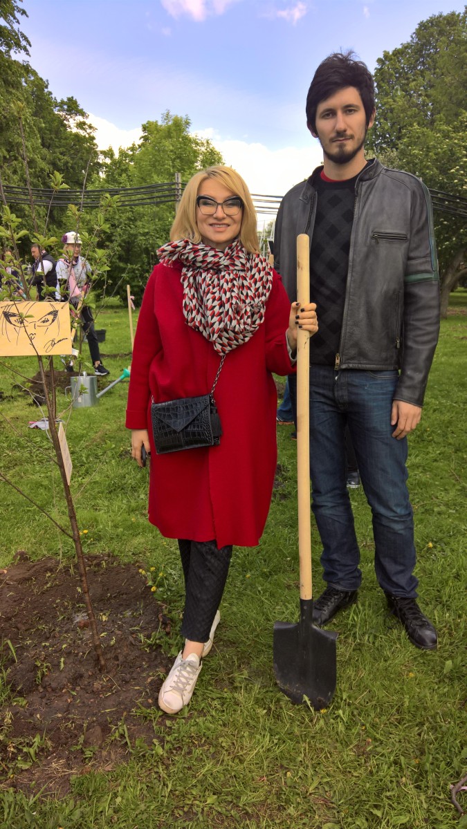 Законодательница моды Эвелина Хромченко похвасталась взрослым сыном.